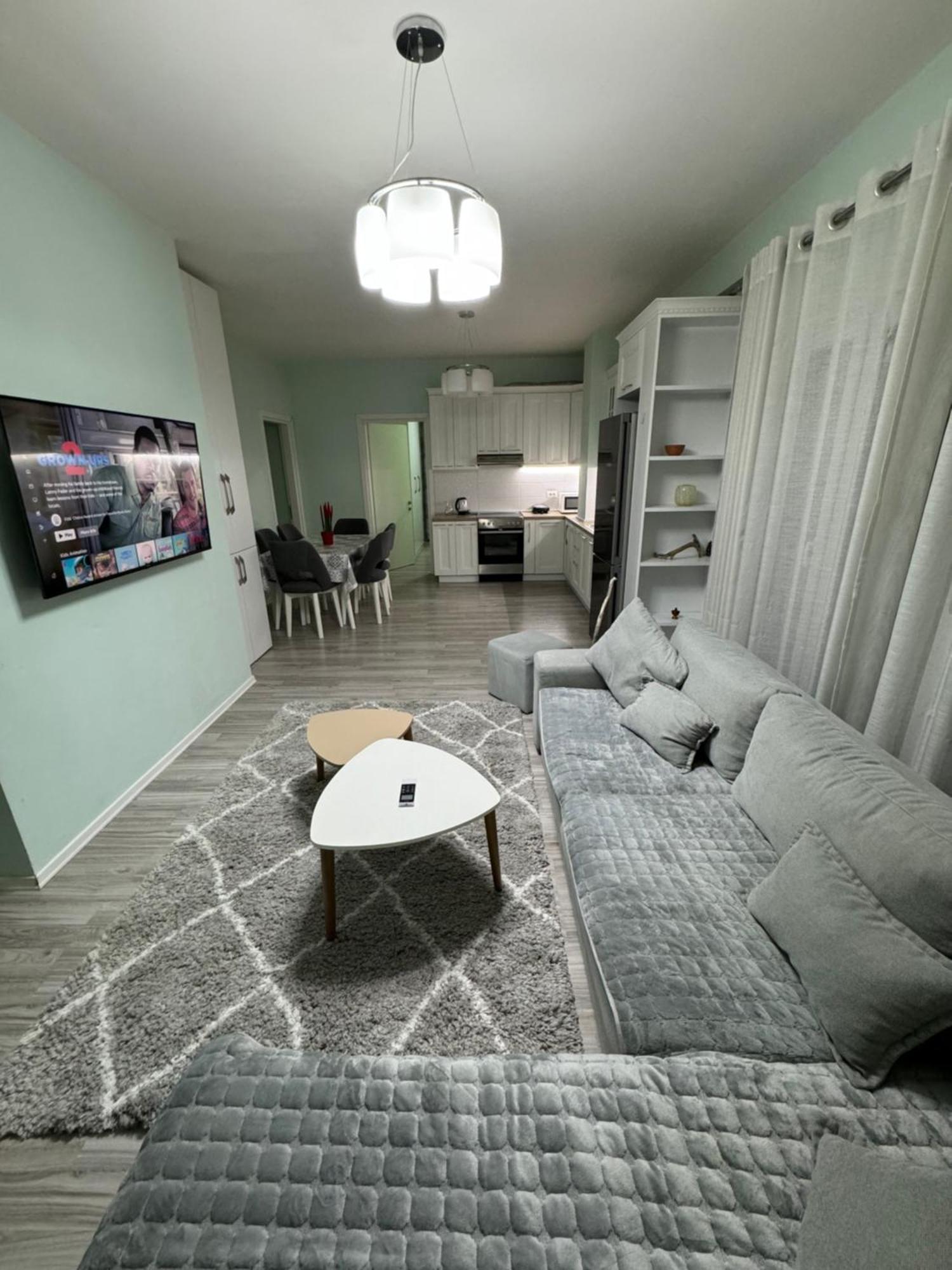 Tirana Centre Lions Gate 2 Apartment Экстерьер фото